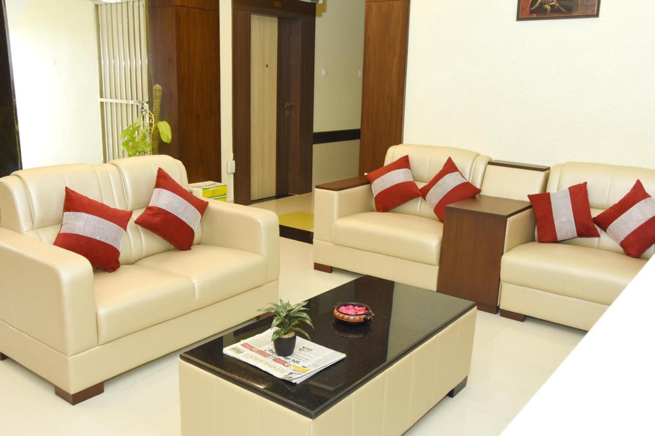 Hotel Sri Aswin Grand Nāmakkal Exterior foto