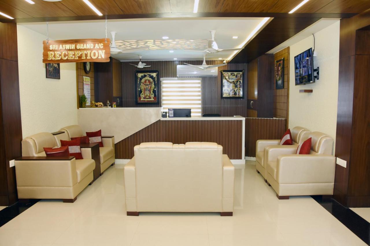 Hotel Sri Aswin Grand Nāmakkal Exterior foto